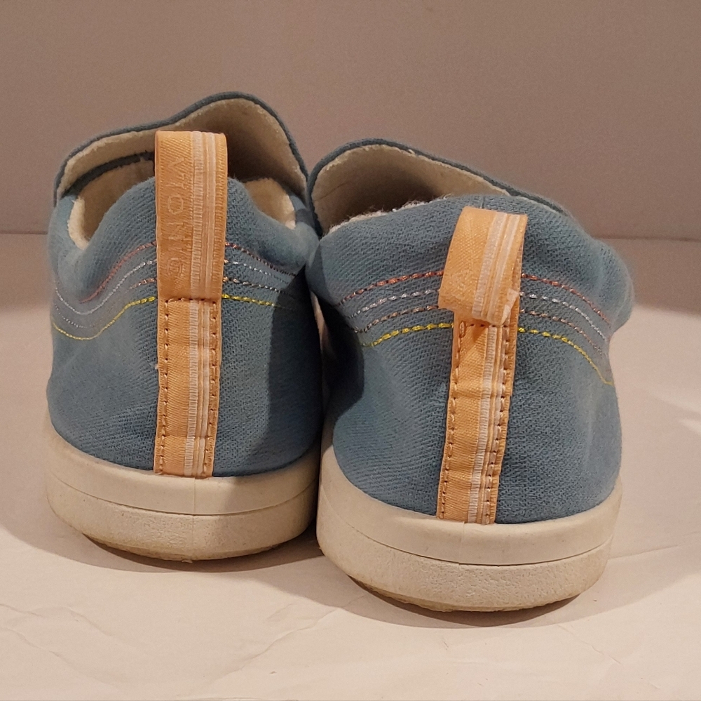 Vionic Beach Marshall Slip On Sneakers Size 9 - Picture 4 of 7
